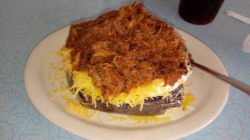 FAT BOYS BBQ | restaurant | 16601 Russell St, St Paul, VA 24283, USA | 2764551623 OR +1 276-455-1623