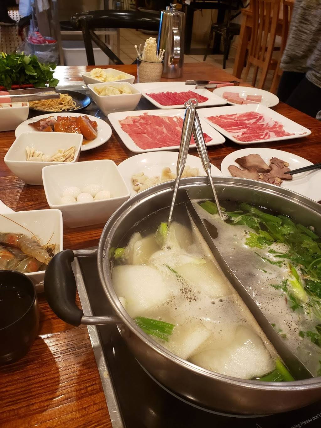 Chef Lis Cafe Hot pot | restaurant | 2726 San Bruno Ave, San Francisco, CA 94134, USA | 4153494364 OR +1 415-349-4364