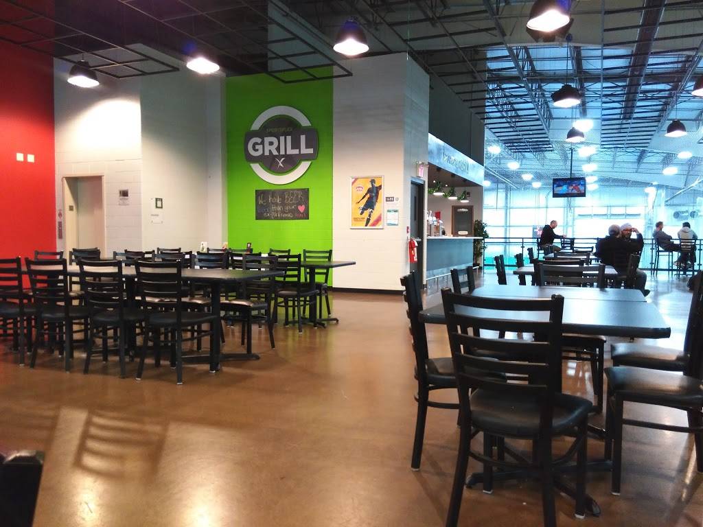 Canlan Sportsplex | restaurant | 3360 Wolfedale Rd, Mississauga, ON L5C 1W4, Canada | 9053661057 OR +1 905-366-1057