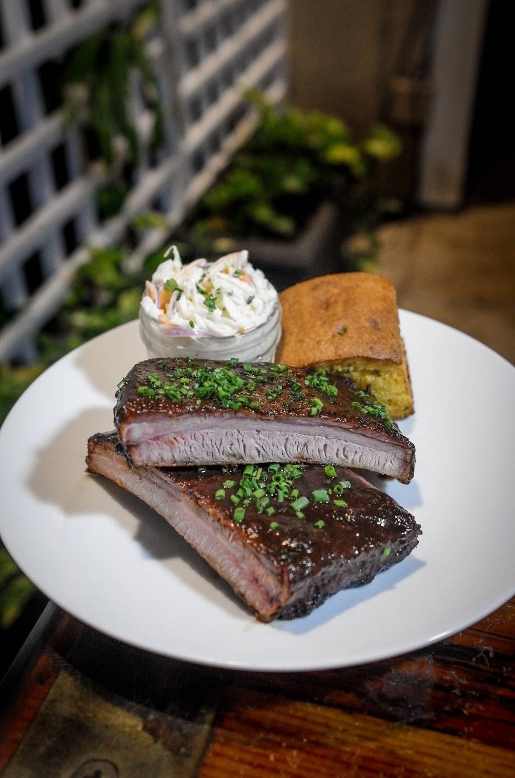 Taurus Beer and Whisk(e)y House | restaurant | 3540 Main Hwy C103, Miami, FL 33133, USA | 3055296523 OR +1 305-529-6523