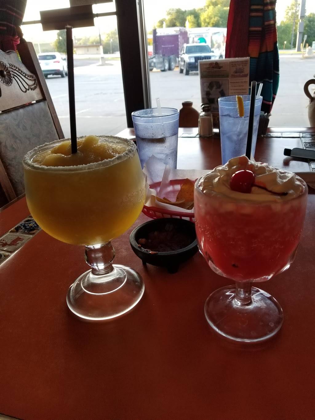 Nellys Mexican Food | restaurant | 4506 US-169 Highway, St Joseph, MO 64507, USA | 8162338646 OR +1 816-233-8646