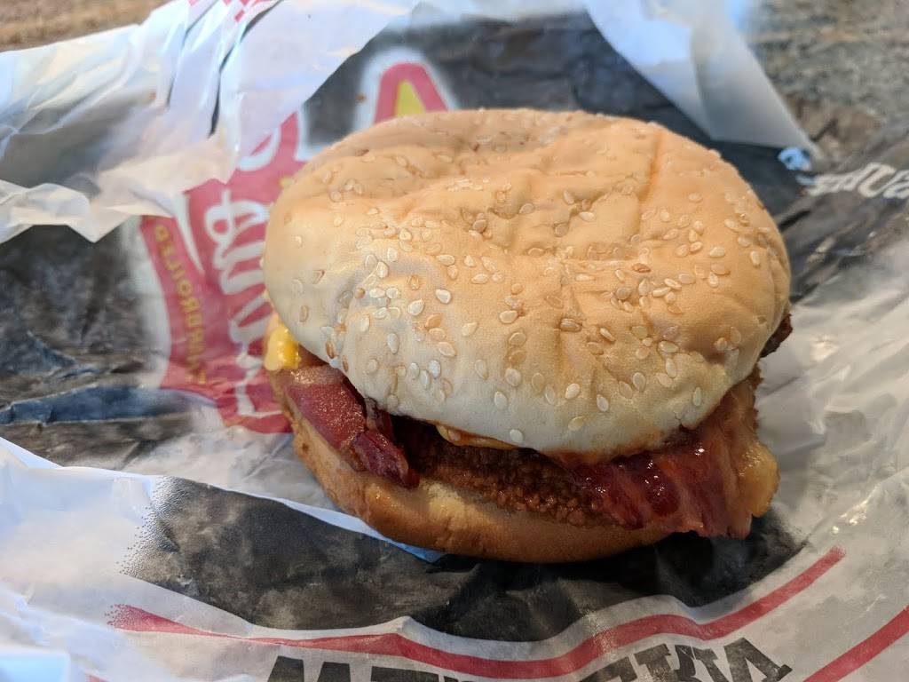 Carls Jr. | restaurant | 10 Sage St, Vallejo, CA 94589, USA | 7076427955 OR +1 707-642-7955