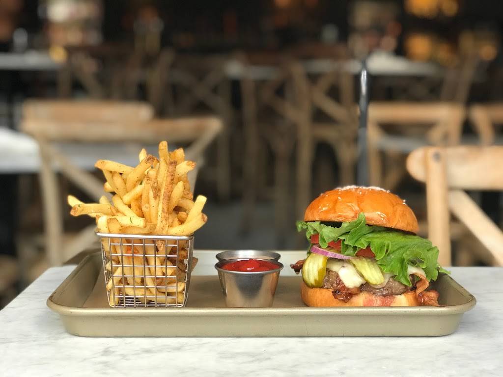 Taps Burger Bar and Gastropub | restaurant | 2223 N Westshore Blvd, Tampa, FL 33607, USA | 8138765100 OR +1 813-876-5100