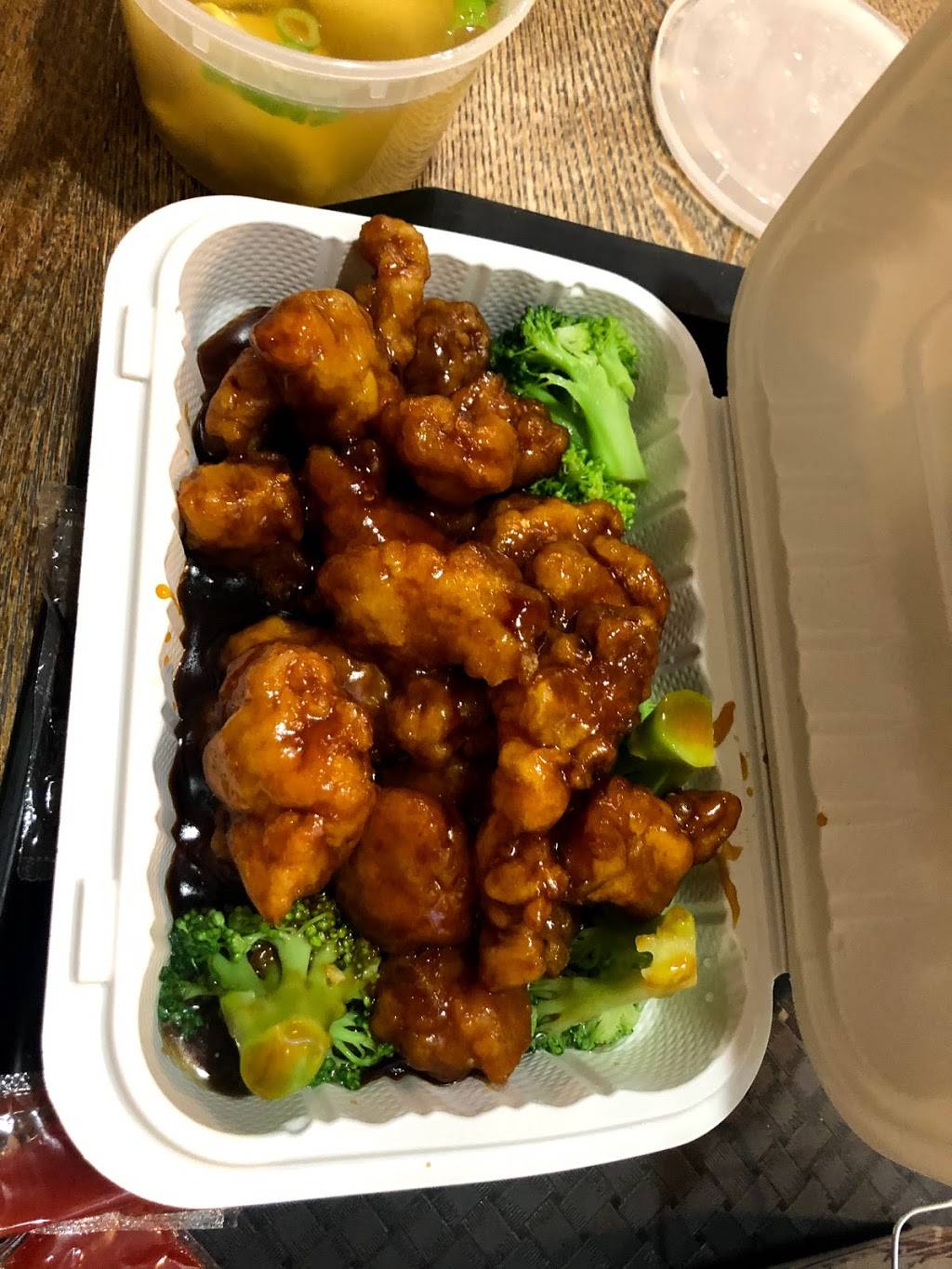 Profit | restaurant | 643 2nd Ave, New York, NY 10016, USA | 2126898388 OR +1 212-689-8388