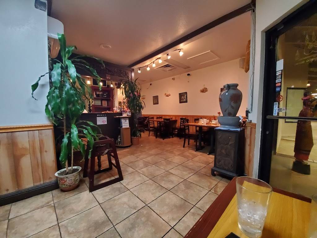 Thai Village | restaurant | 94-1040 Waipio Uka St #13, Waipahu, HI 96797, USA | 8086782878 OR +1 808-678-2878