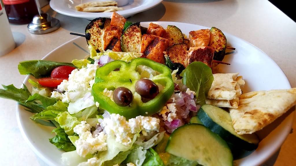 Zoës Kitchen | restaurant | 1250B Fording Island Rd, Bluffton, SC 29910, USA | 8438064352 OR +1 843-806-4352