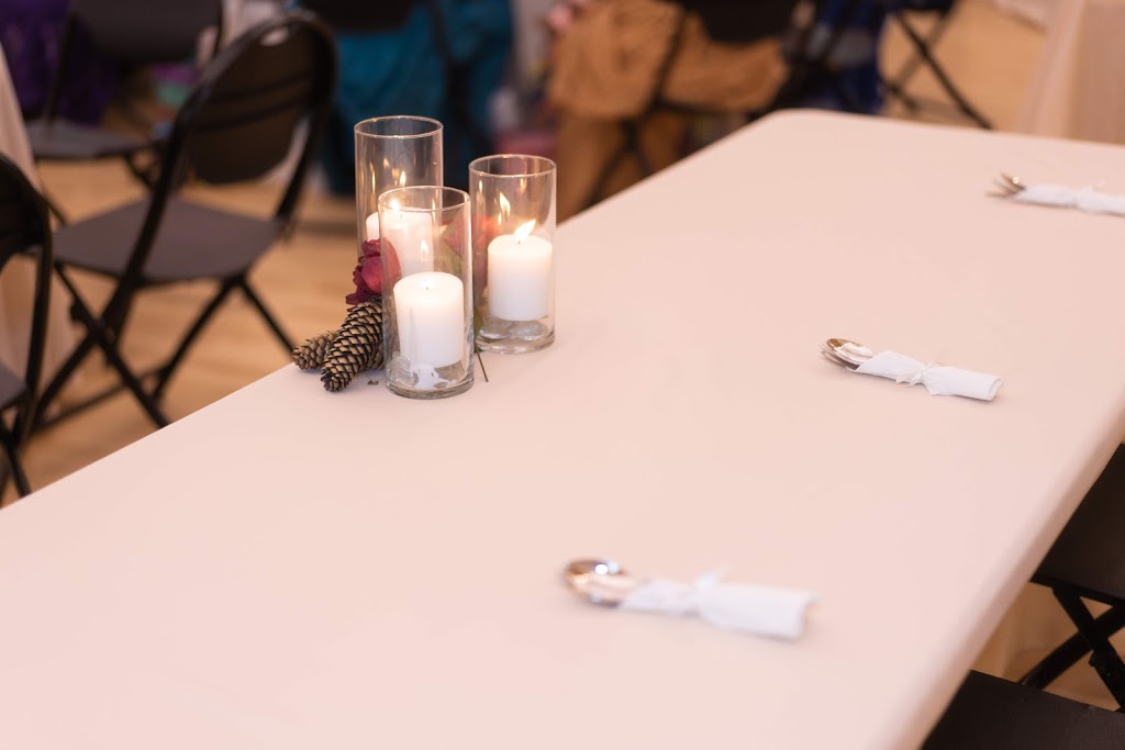 Africa and Beyond Restaurant | restaurant | 630 Maple Ct, Elburn, IL 60119, USA | 9093728746 OR +1 909-372-8746