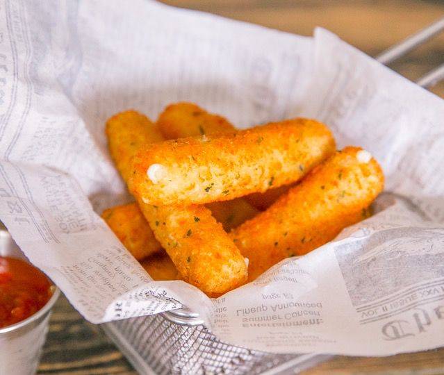 Big Mamas & Papas Pizzeria - Canoga Park | restaurant | 8221 Canoga Ave, Canoga Park, CA 91304, USA | 8187109977 OR +1 818-710-9977