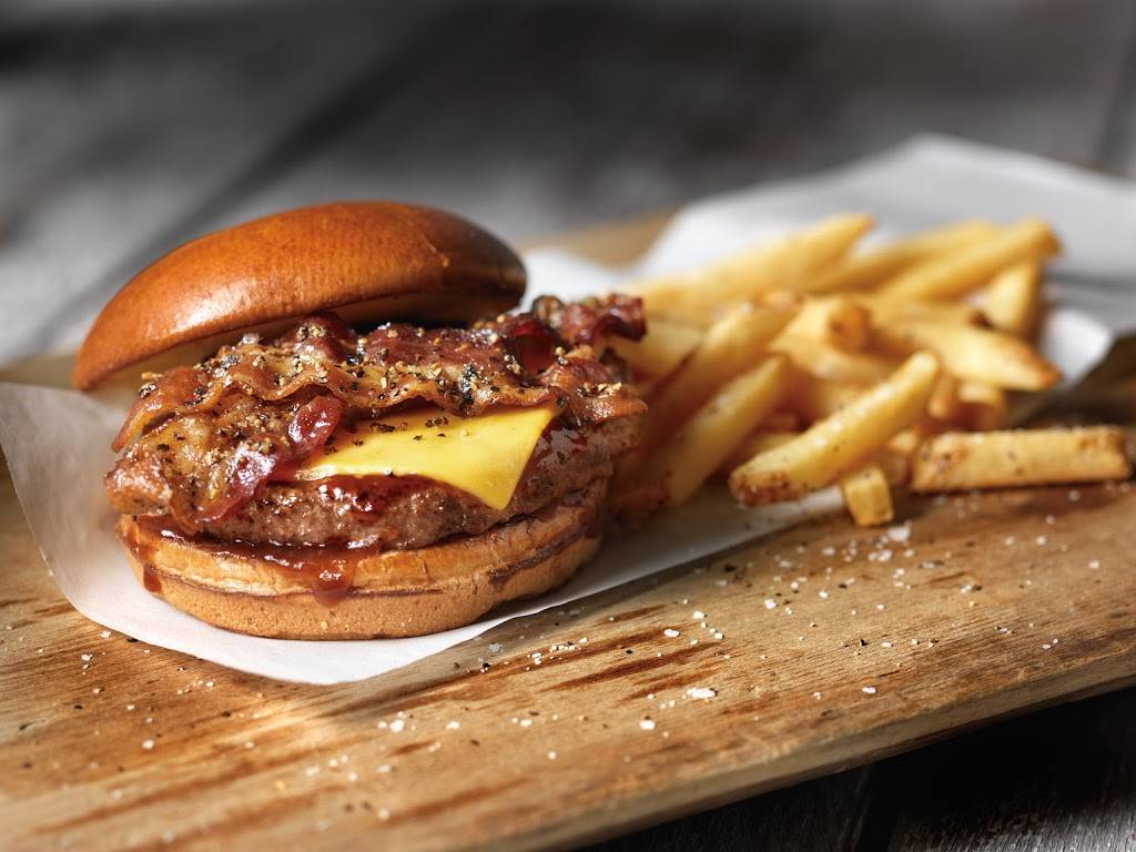 Old Chicagos Pizza and Taproom | restaurant | 5860 Fortune Cir W, Indianapolis, IN 46241, USA | 3172479700 OR +1 317-247-9700