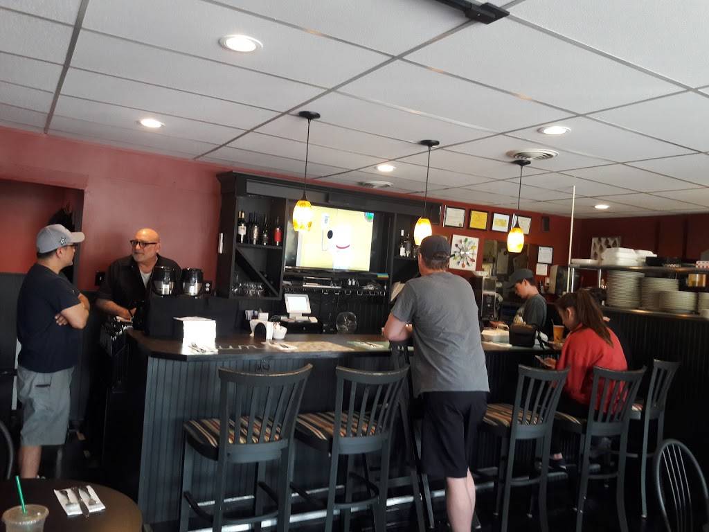 Leons Cafe & Catering | restaurant | 230 Waseca Ave, Barrington, RI 02806, USA | 4012471660 OR +1 401-247-1660