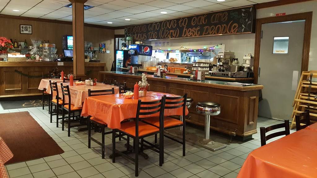 Breezy Corners Freelton | restaurant | 1480 ON-6, Hamilton, ON L8N 2Z7, Canada | 9056591556 OR +1 905-659-1556