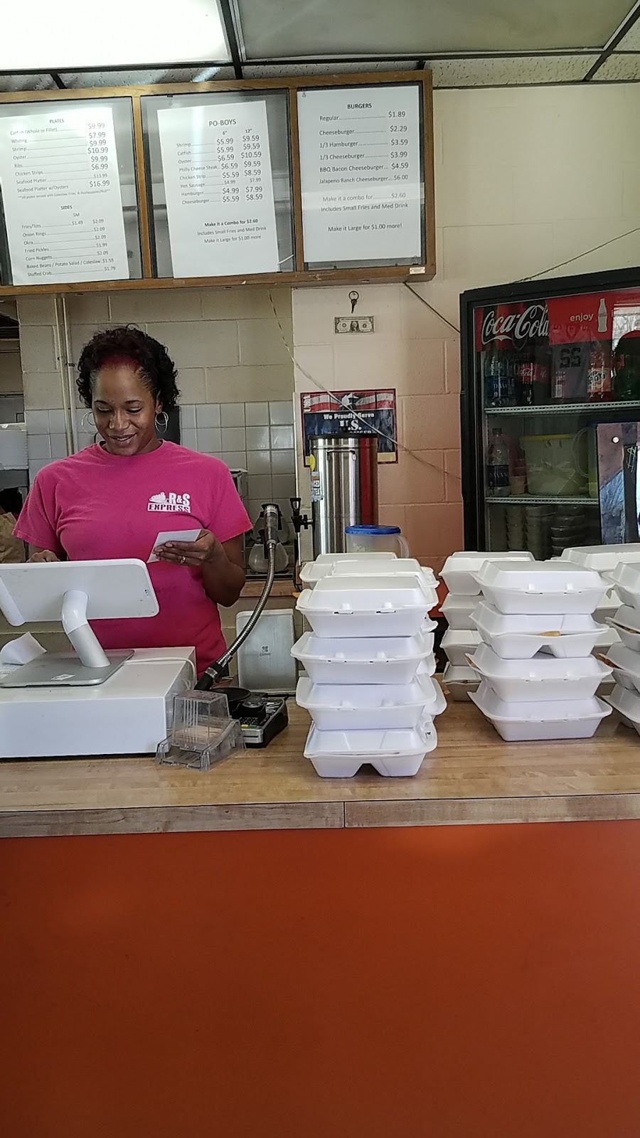 R & S Express | restaurant | 108 Magnolia Ave, Heidelberg, MS 39439, USA | 6017872229 OR +1 601-787-2229