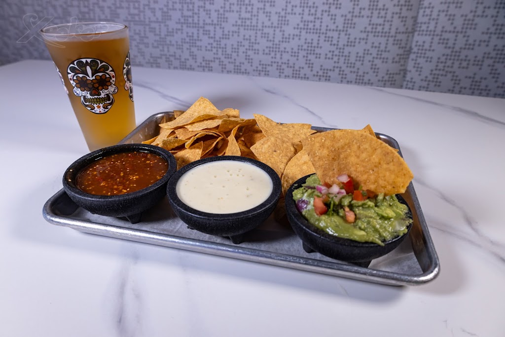 Blue Agave Tacos and Margaritas - Coralville, IA | restaurant | 211 E 9th St #135, Coralville, IA 52241, USA | 3195691296 OR +1 319-569-1296