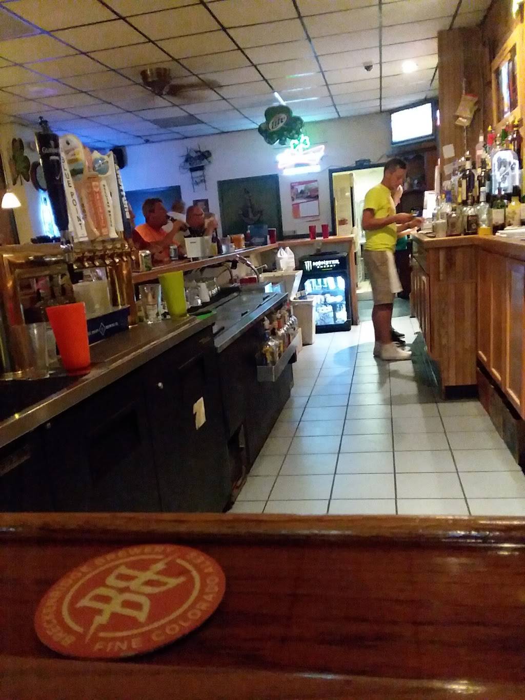 Kelly OSheas Shamrock Pub | restaurant | 609 S Main St, Burlington, IA 52601, USA | 3197529187 OR +1 319-752-9187