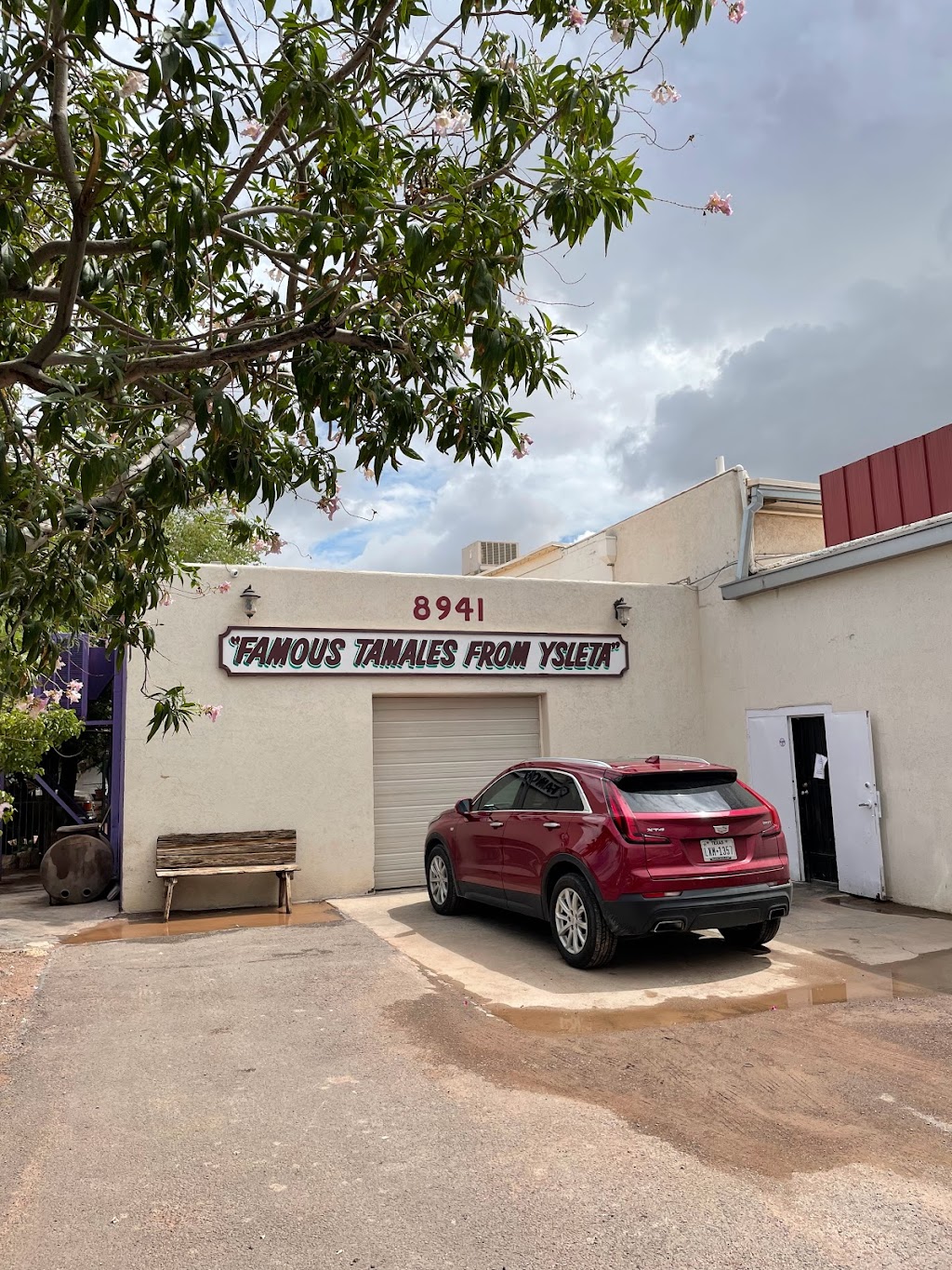 La Tapatia | restaurant | 8941 Old County Dr, El Paso, TX 79907, USA | 9158599616 OR +1 915-859-9616