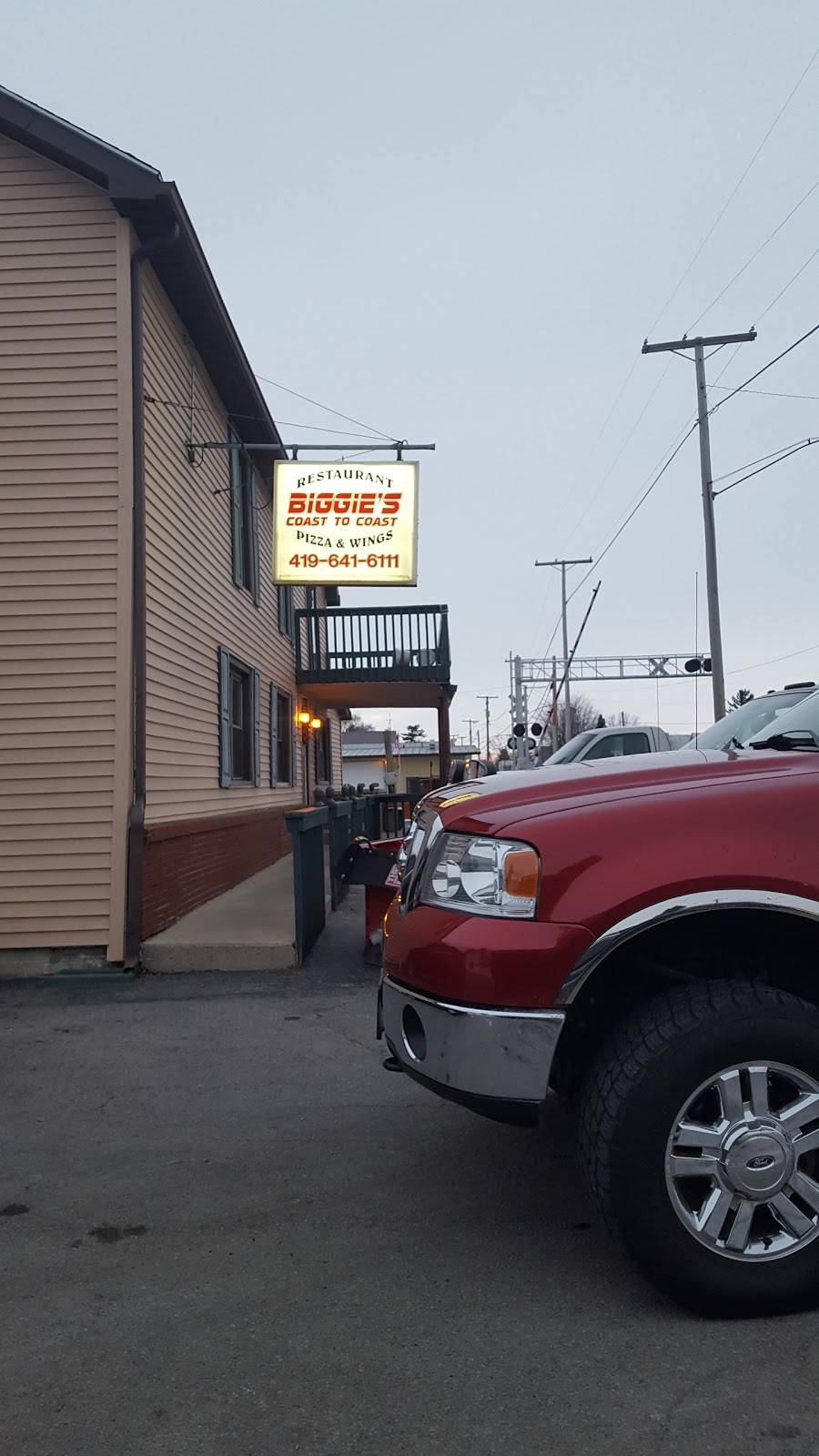 Biggies Coast To Coast | restaurant | 116 E Main St, Columbus Grove, OH 45830, USA | 4196416111 OR +1 419-641-6111