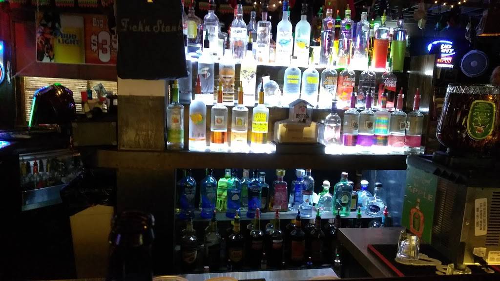 Maverick Saloon | restaurant | 9605 N 19th Ave, Phoenix, AZ 85021, USA | 6029435680 OR +1 602-943-5680