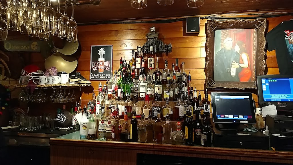 Gracies Sea Hag | night club | 58 US-101, Depoe Bay, OR 97341, USA | 5417652734 OR +1 541-765-2734
