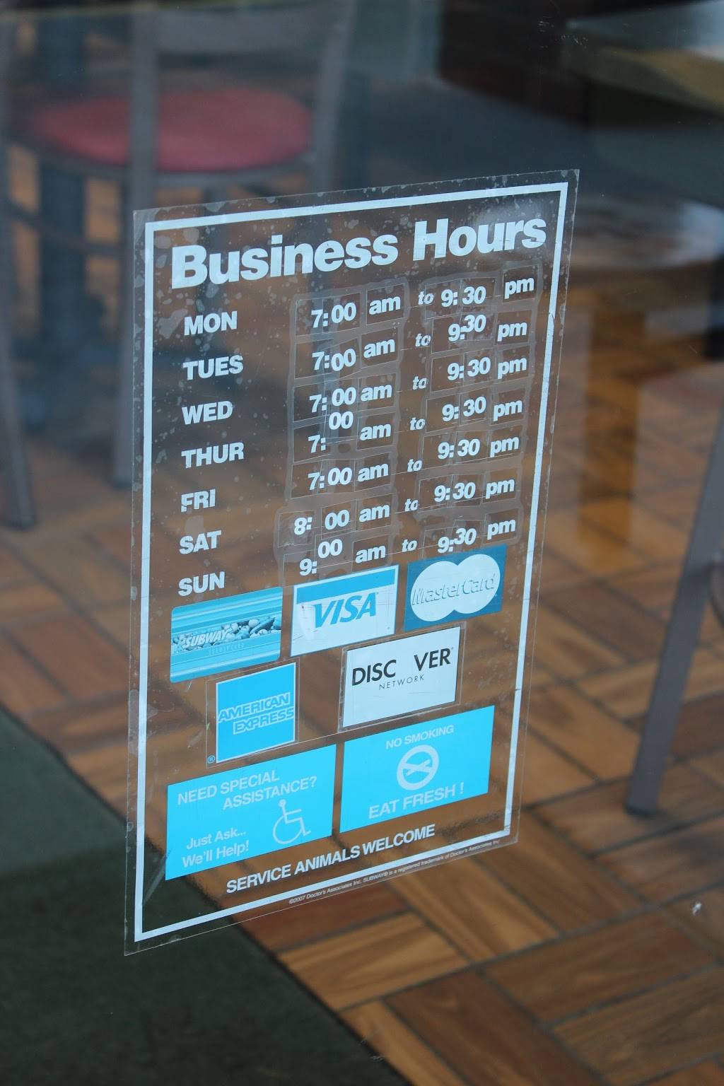 Subway | restaurant | 50040 Governors Dr, Chapel Hill, NC 27517, USA | 9199297979 OR +1 919-929-7979