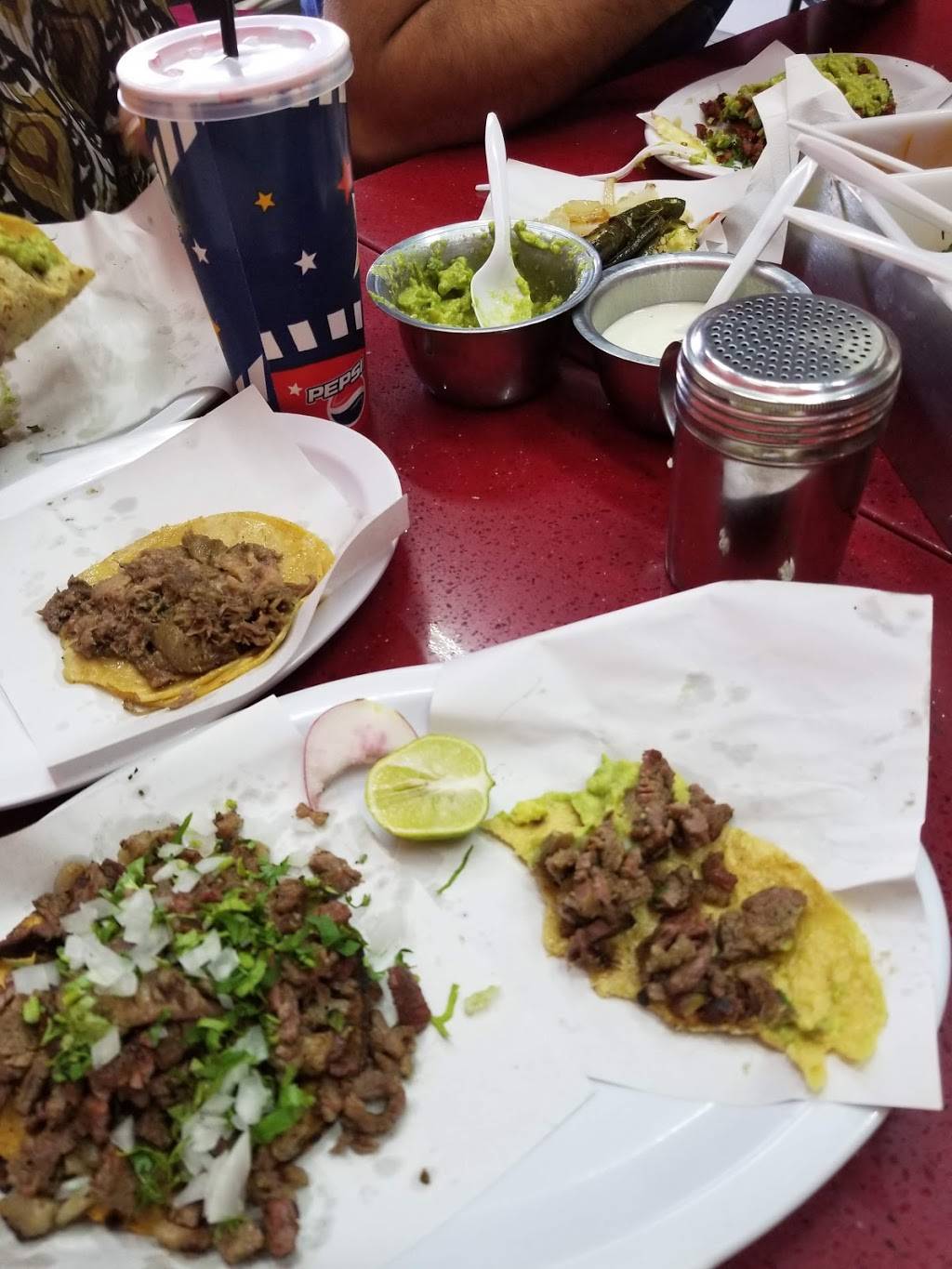 Tacos el Chino | restaurant | La Paz 8853, Colinas Debaja California, 22647 Tijuana, B.C., Mexico | 016646366202 OR +52 664 636 6202