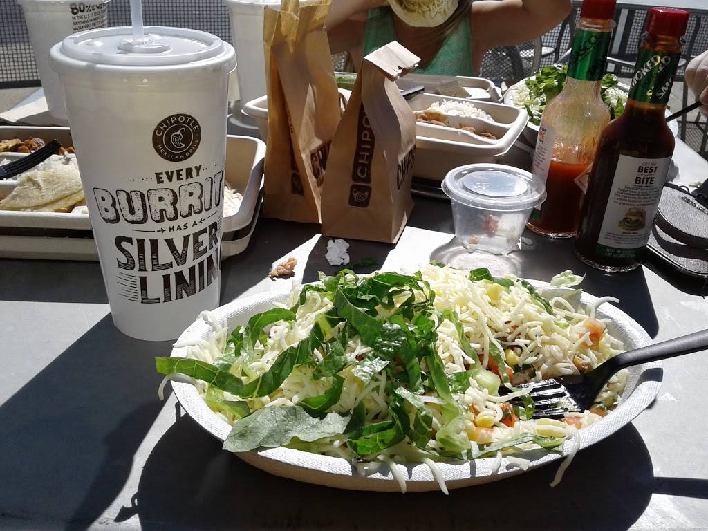 Chipotle Mexican Grill | restaurant | 7516 Mall Rd, Florence, KY 41042, USA | 8592827715 OR +1 859-282-7715