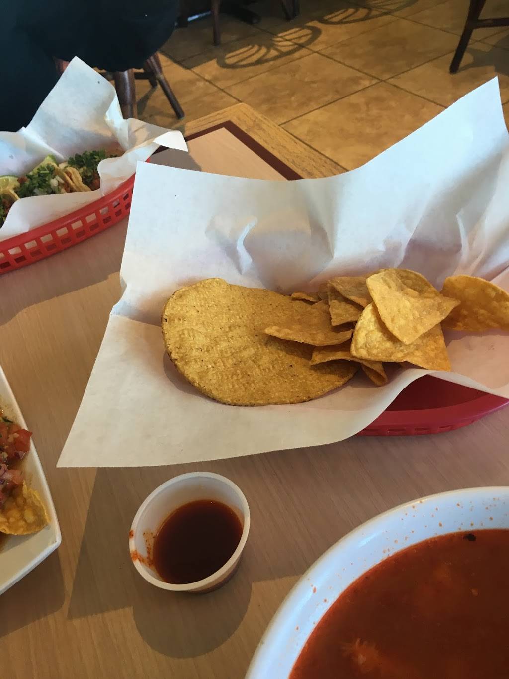 Cervantes Family Restaurant | restaurant | 165 Ramona Expy, Perris, CA 92571, USA | 9519436362 OR +1 951-943-6362