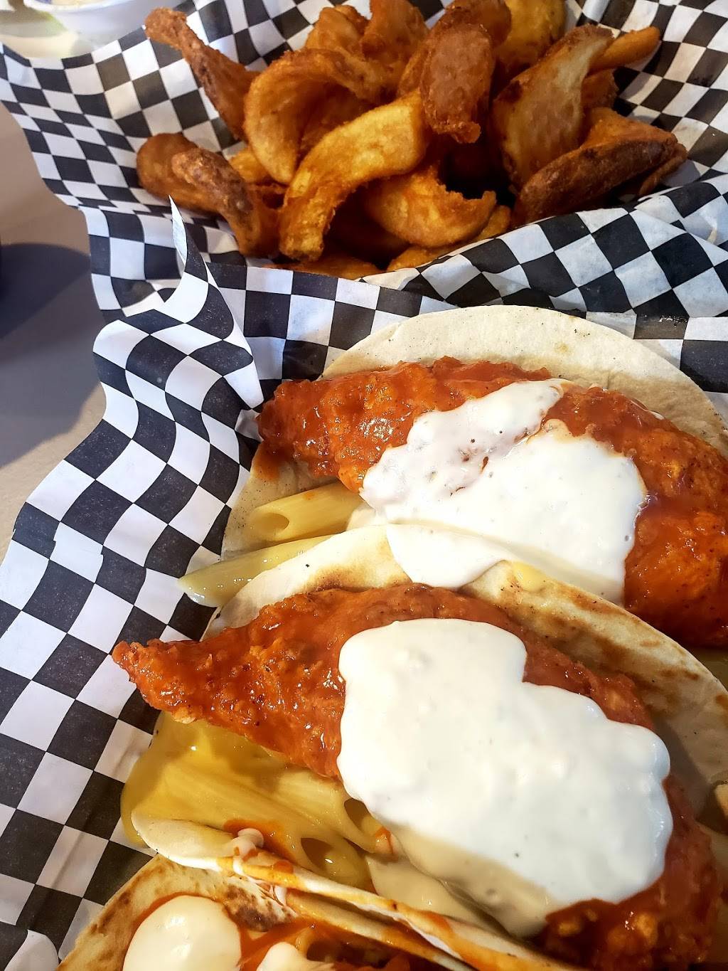 Heifers & Hens | restaurant | 2219 SW 74th St, Oklahoma City, OK 73159, USA | 4059005245 OR +1 405-900-5245