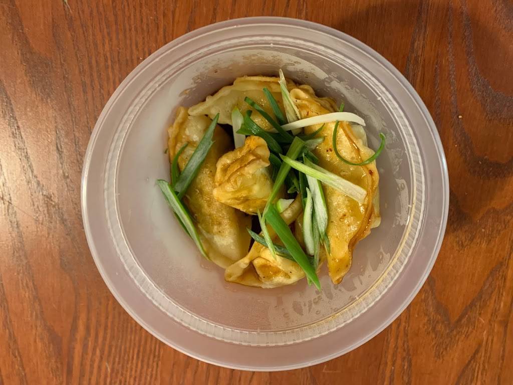 Roc N Ramen Bronx | restaurant | 606 E 187th St, The Bronx, NY 10458, USA | 3472716720 OR +1 347-271-6720