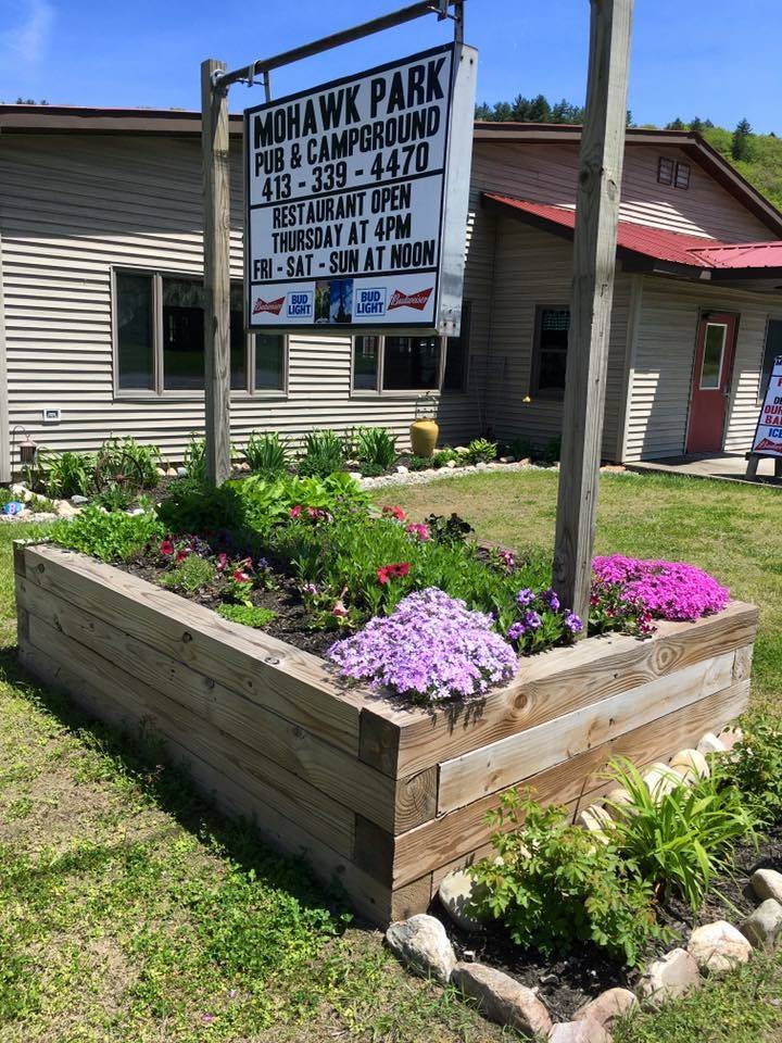 Mohawk Park Restaurant And Campground | restaurant | 559 Tea Street rt 2, Charlemont, MA 01339, USA | 4133394470 OR +1 413-339-4470