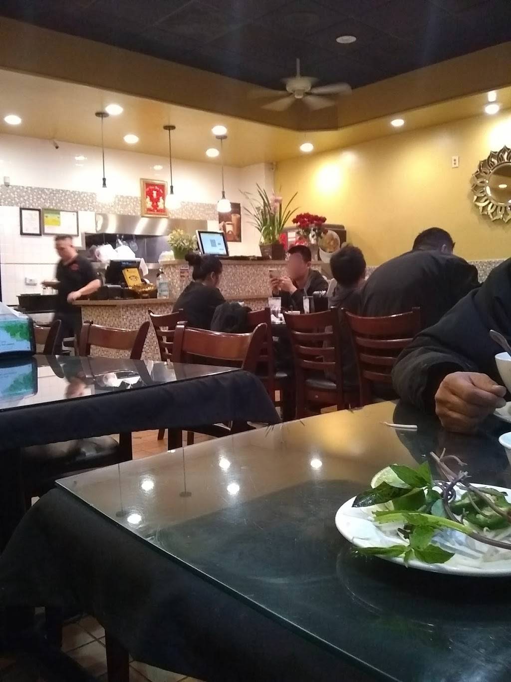 Com Tam Thien Hao | restaurant | 13531 Beach Blvd, Westminster, CA 92683, USA | 7143792661 OR +1 714-379-2661