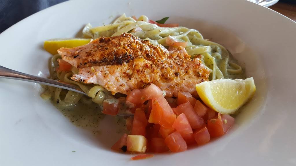 Pasta Pelican Restaurant | night club | 2455 Mariner Square Dr, Alameda, CA 94501, USA | 5108647427 OR +1 510-864-7427