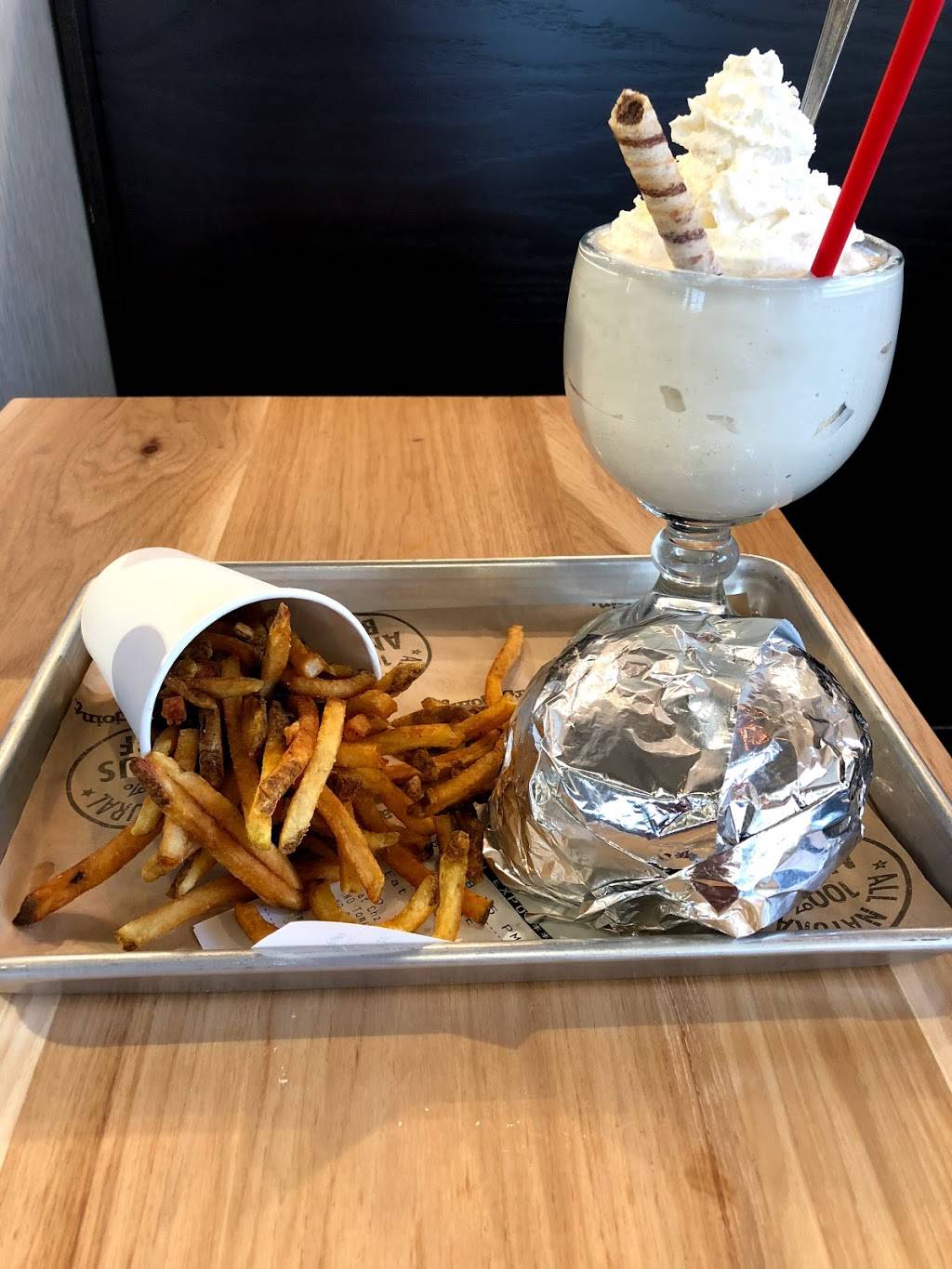 That Burger Joint | restaurant | 1905 S Neil St, Champaign, IL 61820, USA | 2175686444 OR +1 217-568-6444