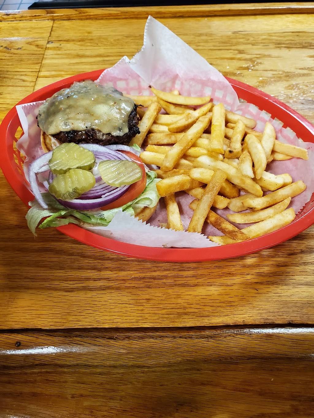 Lakeside Restaurant & Watering Hole | restaurant | 950 Black Oak Rd, Bonneau, SC 29431, USA | 8437491450 OR +1 843-749-1450