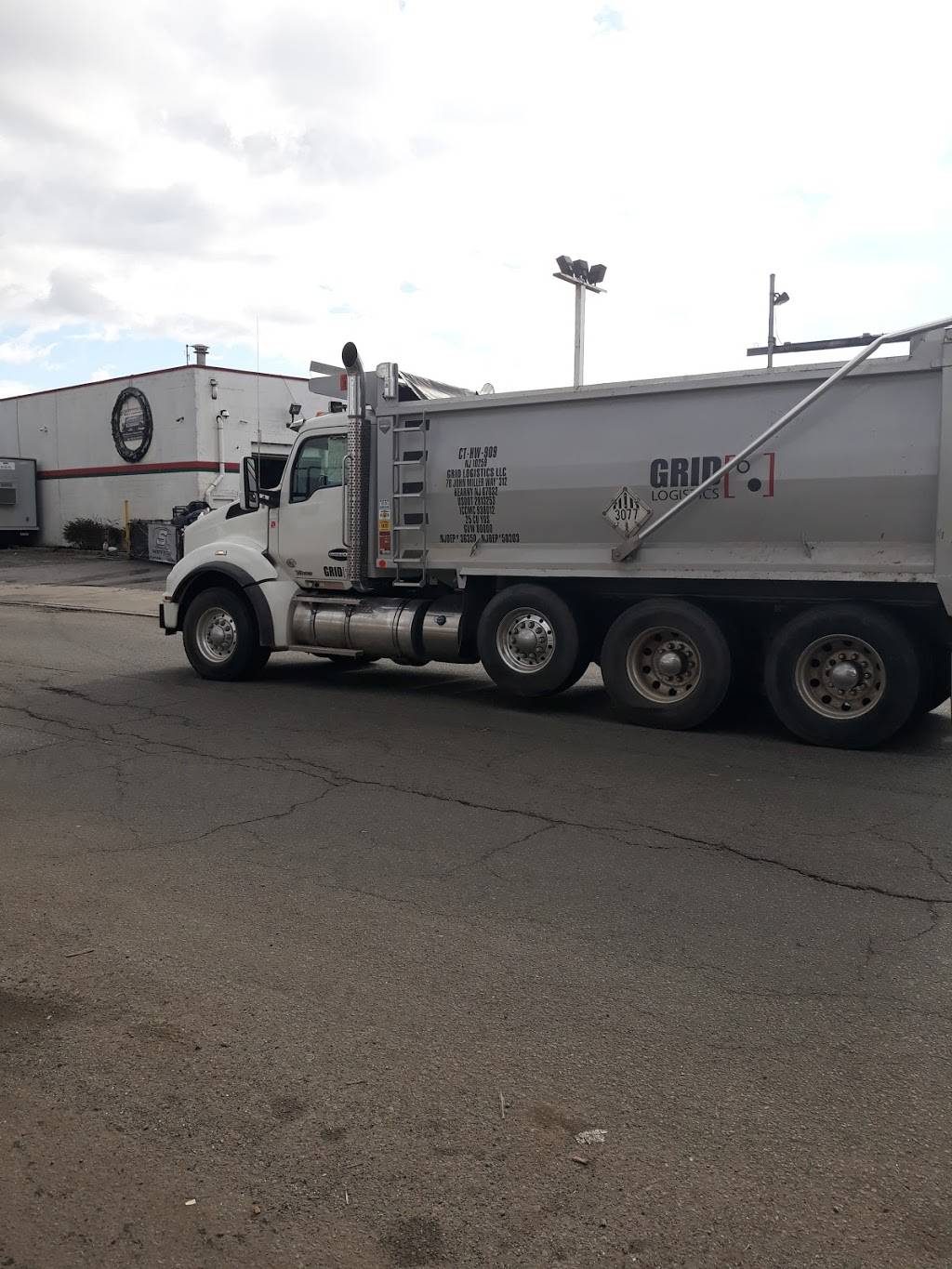 Caldas Restaurant | restaurant | 293 Wilson Ave, Newark, NJ 07105, USA | 9735895800 OR +1 973-589-5800