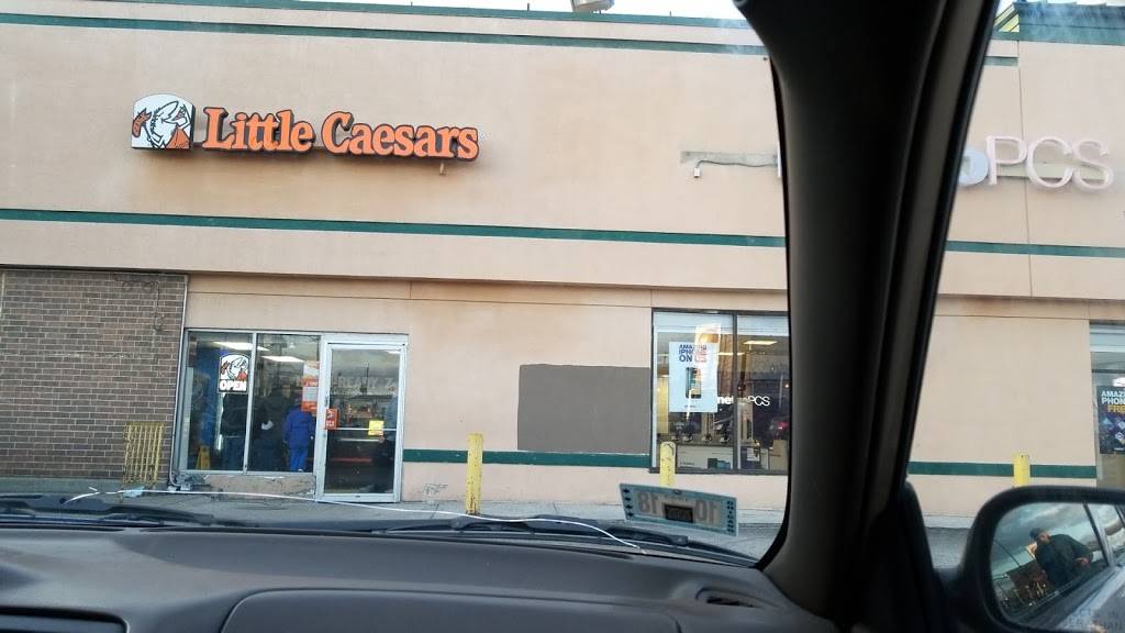 Little Caesars Pizza | meal takeaway | 4810 W Diversey Ave, Chicago, IL 60639, USA | 7737252400 OR +1 773-725-2400
