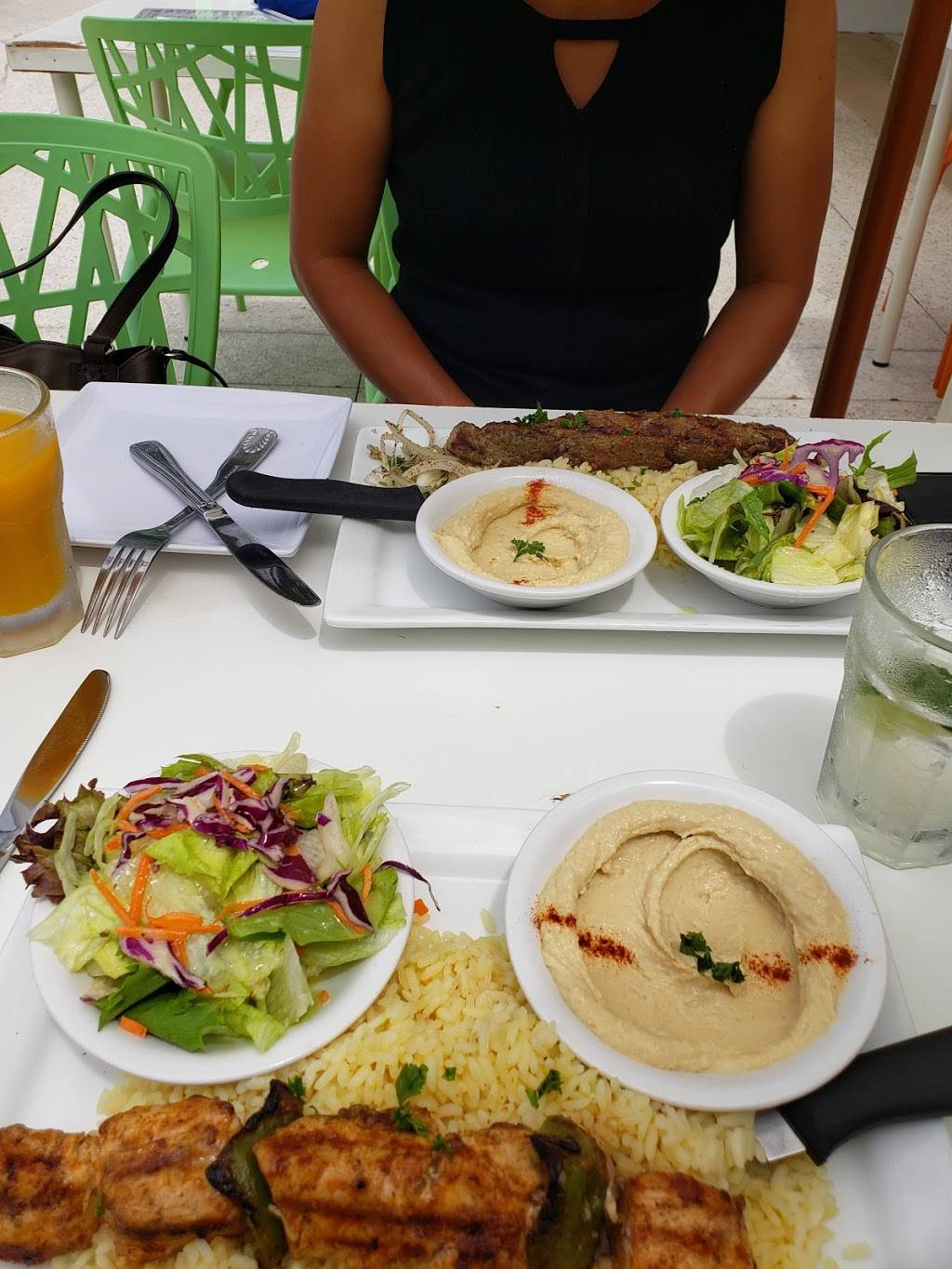 MORA GRILL | restaurant | 3428 E Atlantic Blvd, Pompano Beach, FL 33062, USA | 9549332003 OR +1 954-933-2003