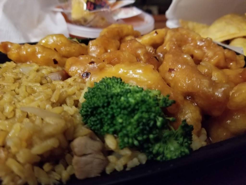 Little Chopstick | restaurant | 17 Huntington Plaza, Shelton, CT 06484, USA | 2037127775 OR +1 203-712-7775