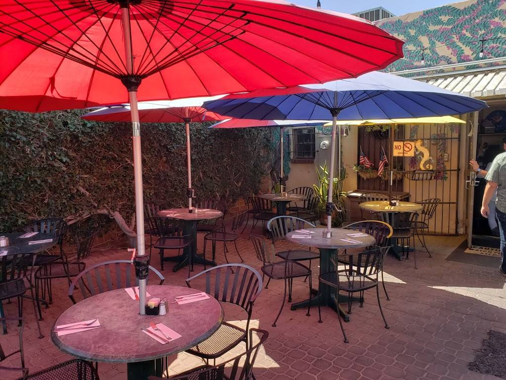 Casa De Ramos | restaurant | 827 W Glenoaks Blvd, Glendale, CA 91202, USA | 8182403129 OR +1 818-240-3129