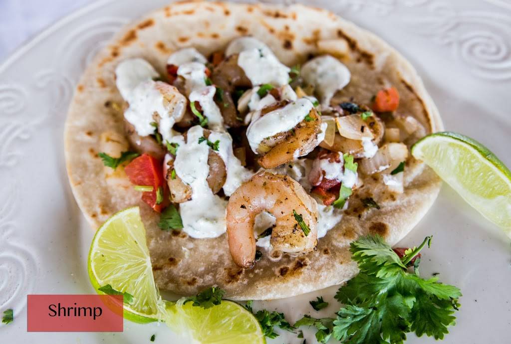 Chelas Tacos Mexican Restaurant | restaurant | 5231 Broadway St #117, Alamo Heights, TX 78209, USA | 2107531040 OR +1 210-753-1040