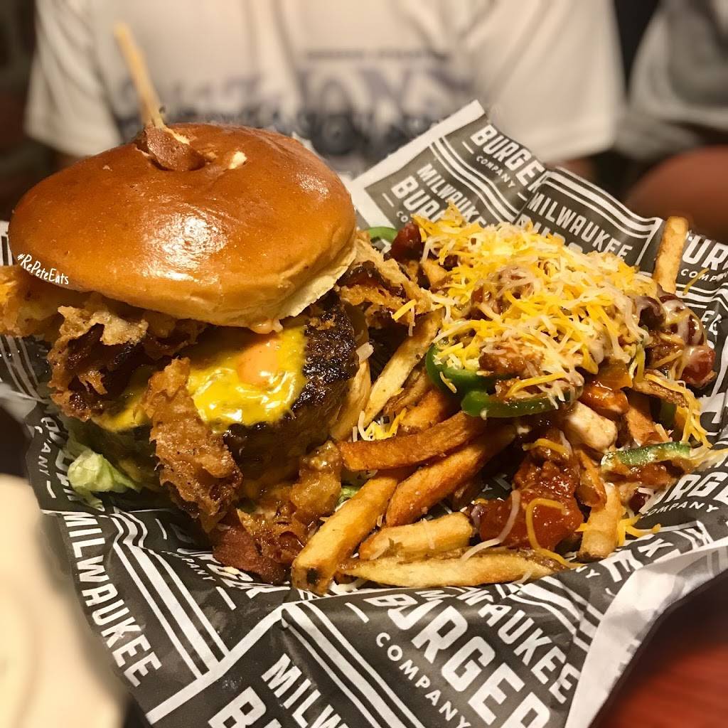 Milwaukee Burger Company | restaurant | 6421 S 27th St, Franklin, WI 53132, USA | 4143019938 OR +1 414-301-9938