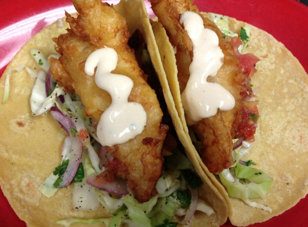 Guac-N-Roll | restaurant | 9 Ocean Ave, York, ME 03909, USA | 2073614822 OR +1 207-361-4822