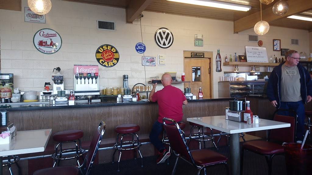 20th Century Restaurant | restaurant | 19964 US-6, Milford, IN 46542, USA | 5748314913 OR +1 574-831-4913