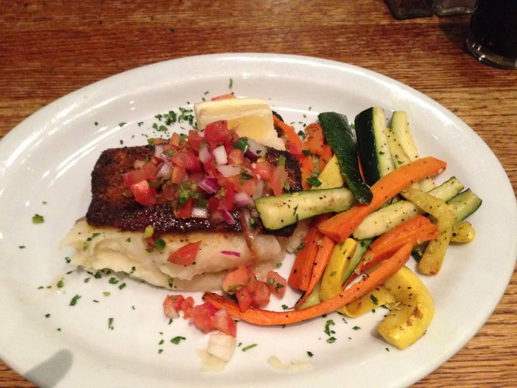 Monterey Coast Brewing | restaurant | 165 Main St, Salinas, CA 93901, USA | 8317582337 OR +1 831-758-2337