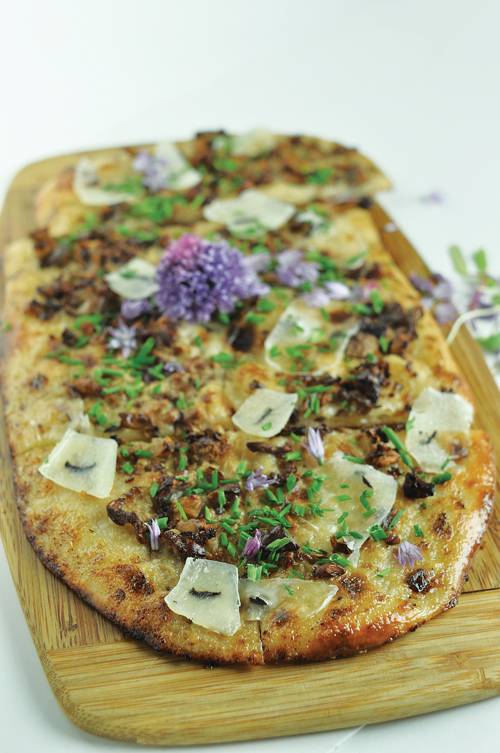 Beetlebung | restaurant | 53 Circuit Ave, Oak Bluffs, MA 02557, USA | 5089559393 OR +1 508-955-9393