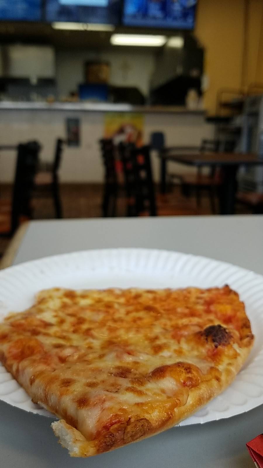 New England House of Pizza | restaurant | 133 Howard St, Braintree, MA 02184, USA | 7818497771 OR +1 781-849-7771