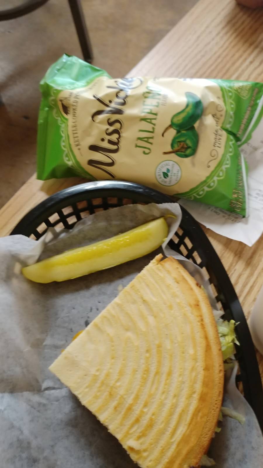 Zitos Deli | restaurant | 8800 Broadway St #108, San Antonio, TX 78217, USA | 2108264793 OR +1 210-826-4793