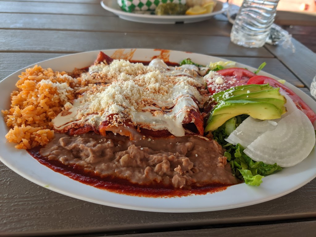 CHICOS | restaurant | 2306 U.S. Rt. 66, Santa Rosa, NM 88435, USA | 5754722181 OR +1 575-472-2181