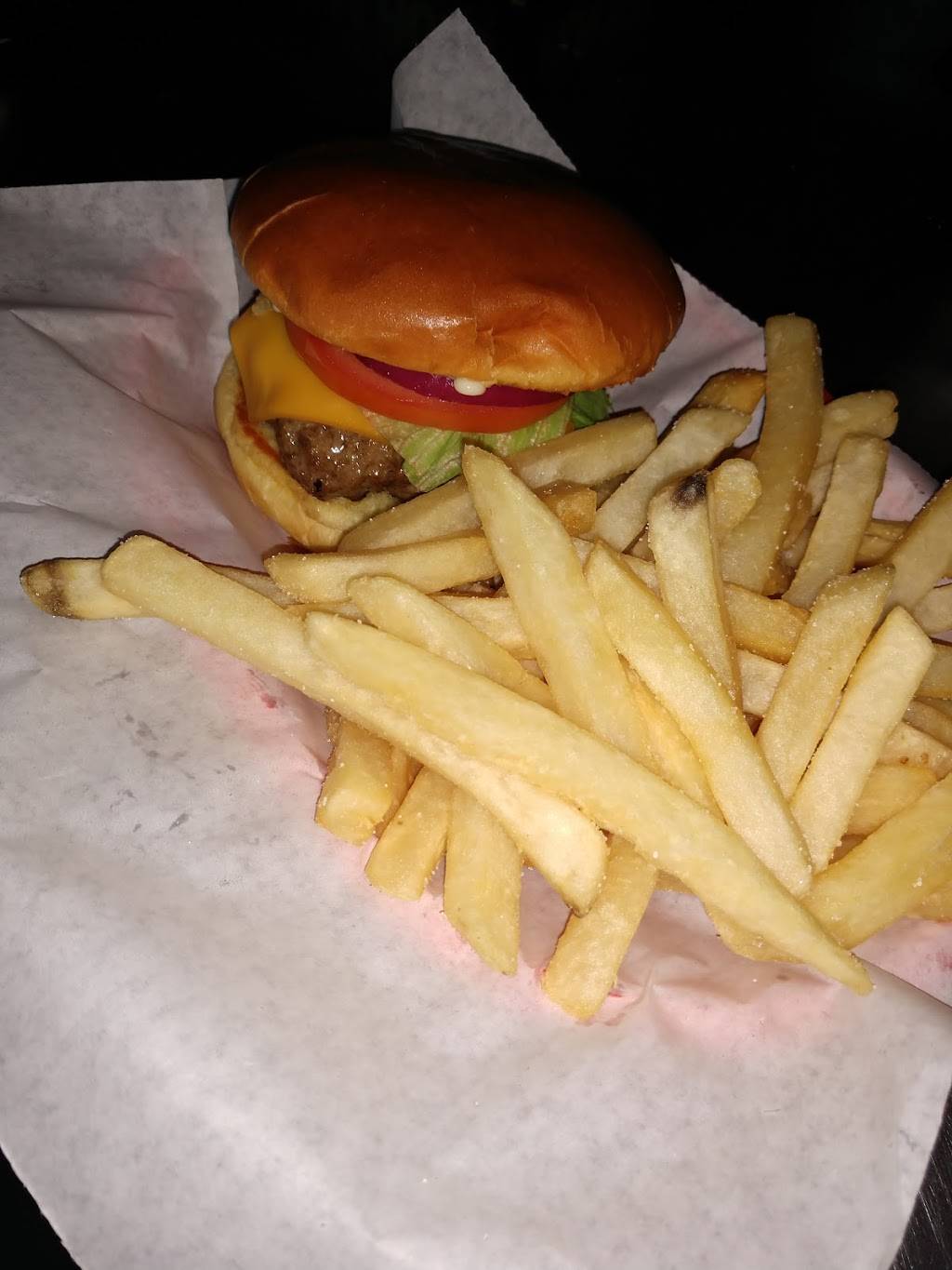 Countryside Grill | restaurant | 7460 Stemley Bridge Rd, Talladega, AL 35160, USA | 2562687383 OR +1 256-268-7383