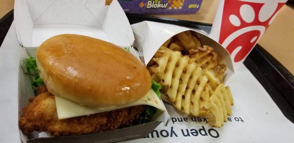 Chick-fil-A | restaurant | 4001 Richmond Rd, Warrensville Heights, OH 44122, USA | 2168316700 OR +1 216-831-6700