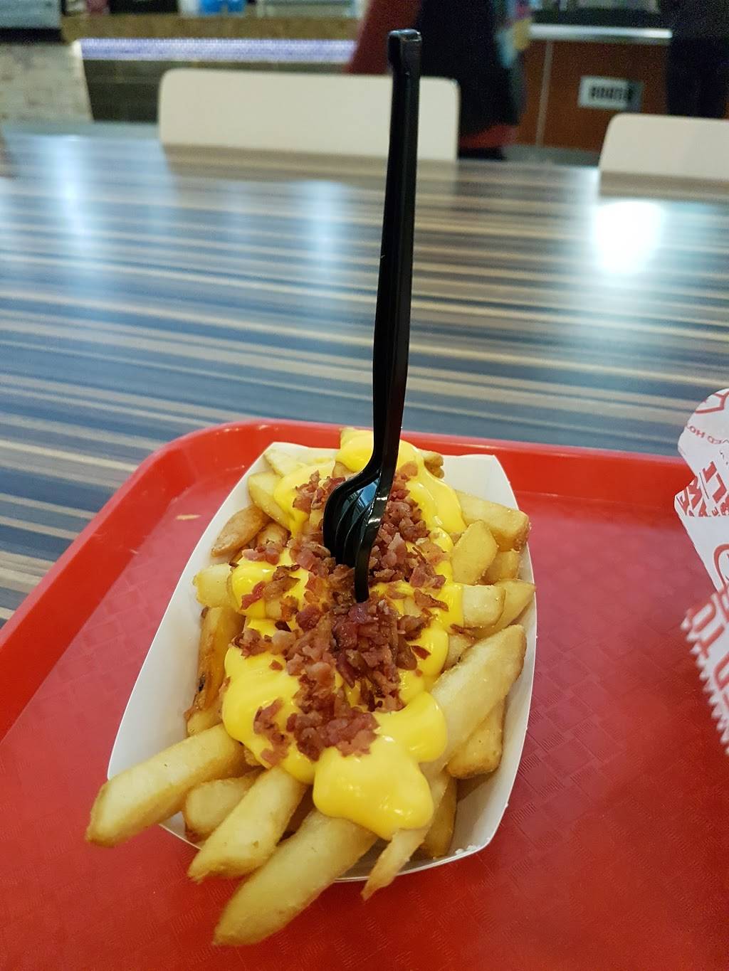 Charleys Philly Steaks | restaurant | 8003 Citrus Park Town Center Mall, Tampa, FL 33625, USA | 8139267638 OR +1 813-926-7638